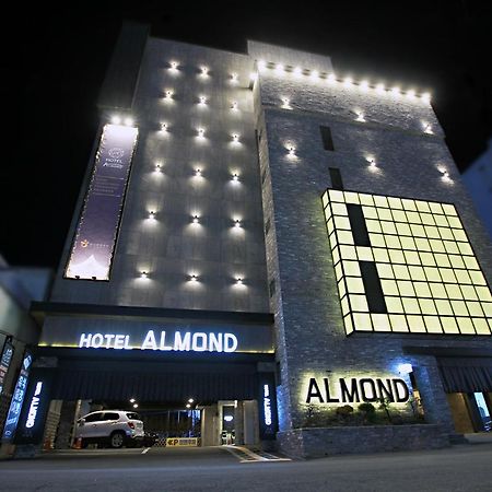 Masan Almond Hotel Changwon Eksteriør billede