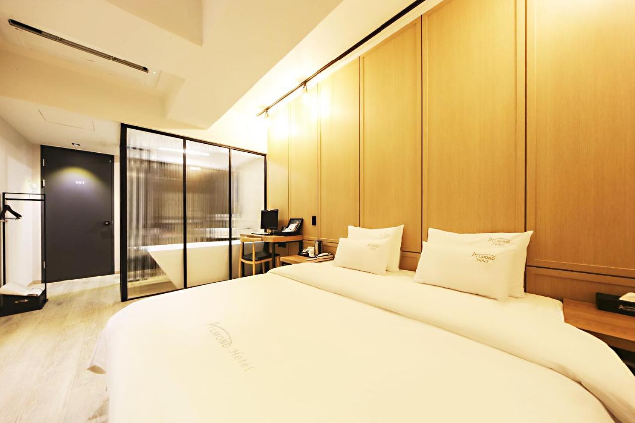 Masan Almond Hotel Changwon Eksteriør billede