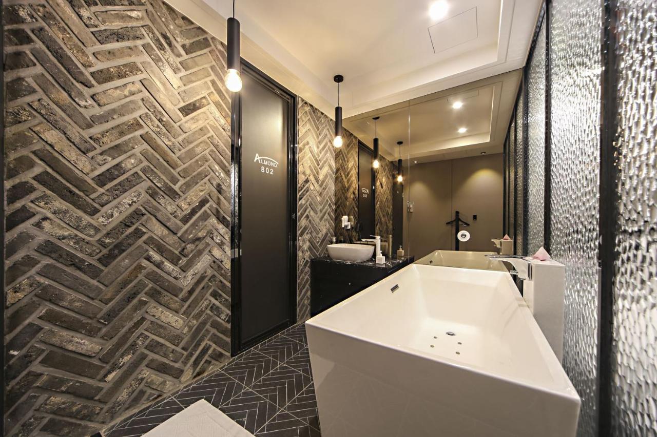 Masan Almond Hotel Changwon Eksteriør billede